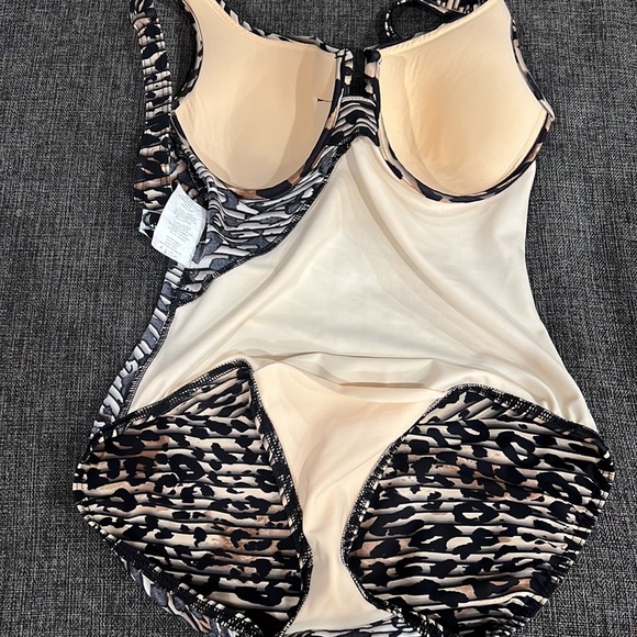 SOLD - Picture 8 of 8